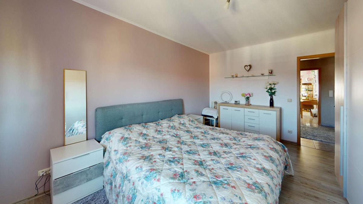 Schlafzimmer 4 